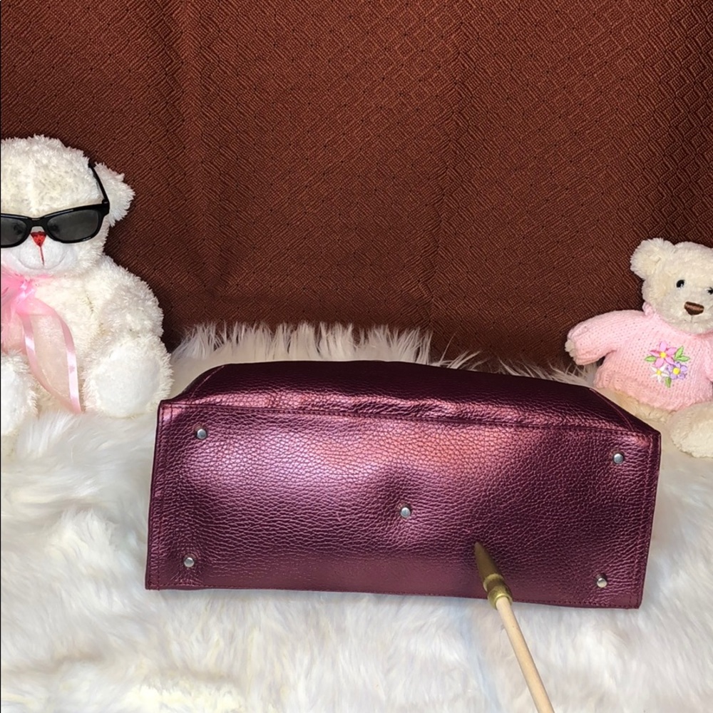 Authentic ✅ - Picture 2 of 8